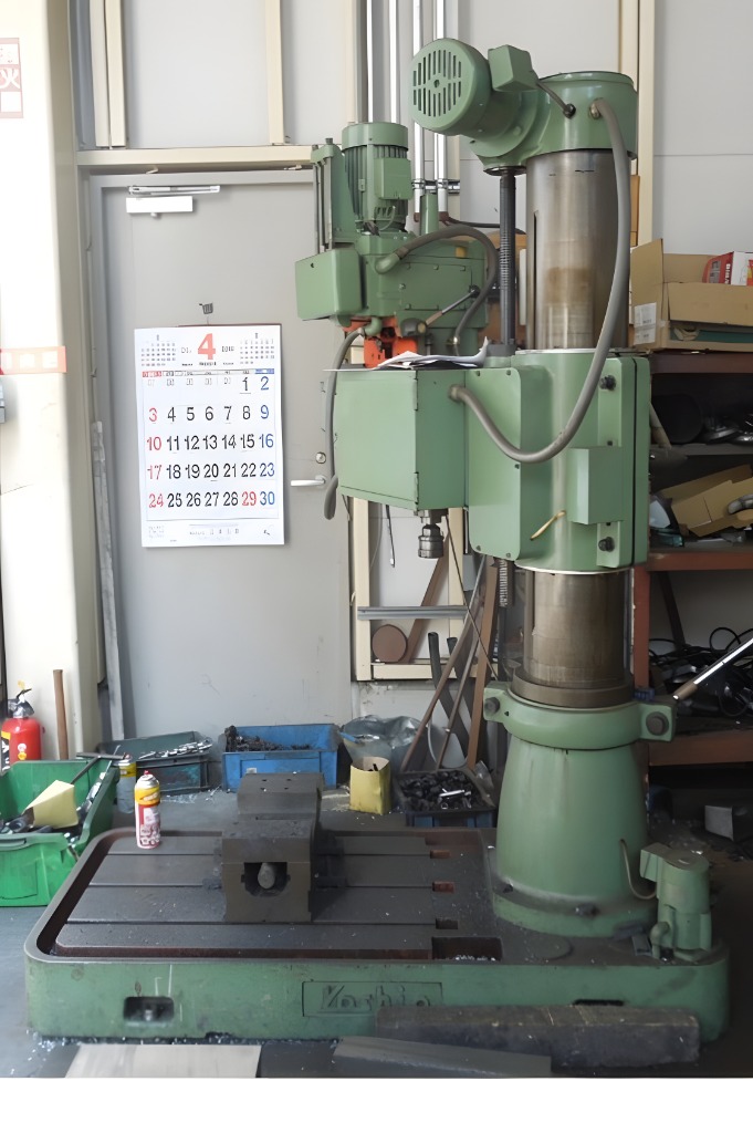 ラジアルボール盤